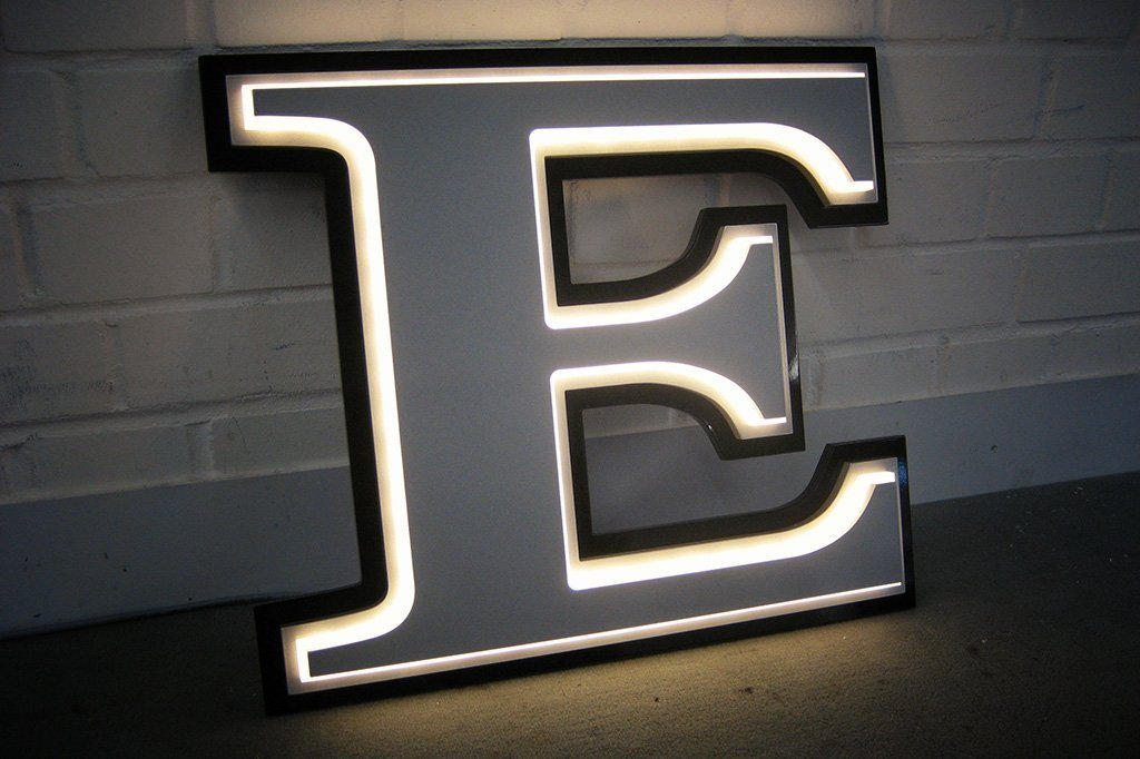 Yacht Lettering and Yacht Logos | Yachtlite